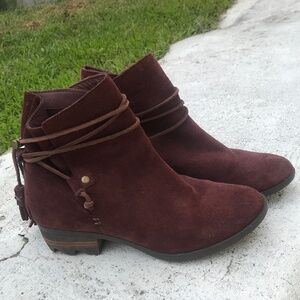 Sorel Suede Wine Ankle Boots